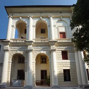 https://villa-angaran-san-giuseppe.hotelinveneto.com