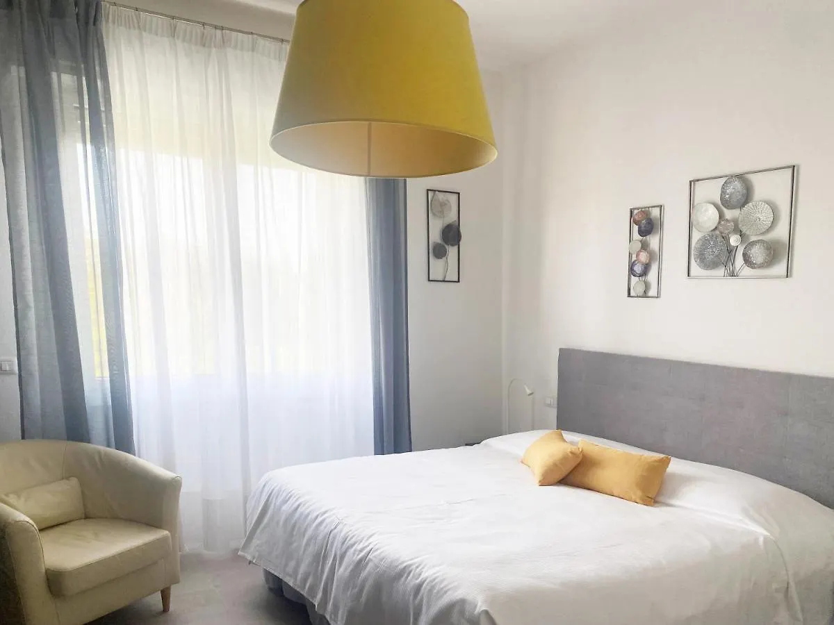 Enjoy Pisa Bed & Breakfast 0*,